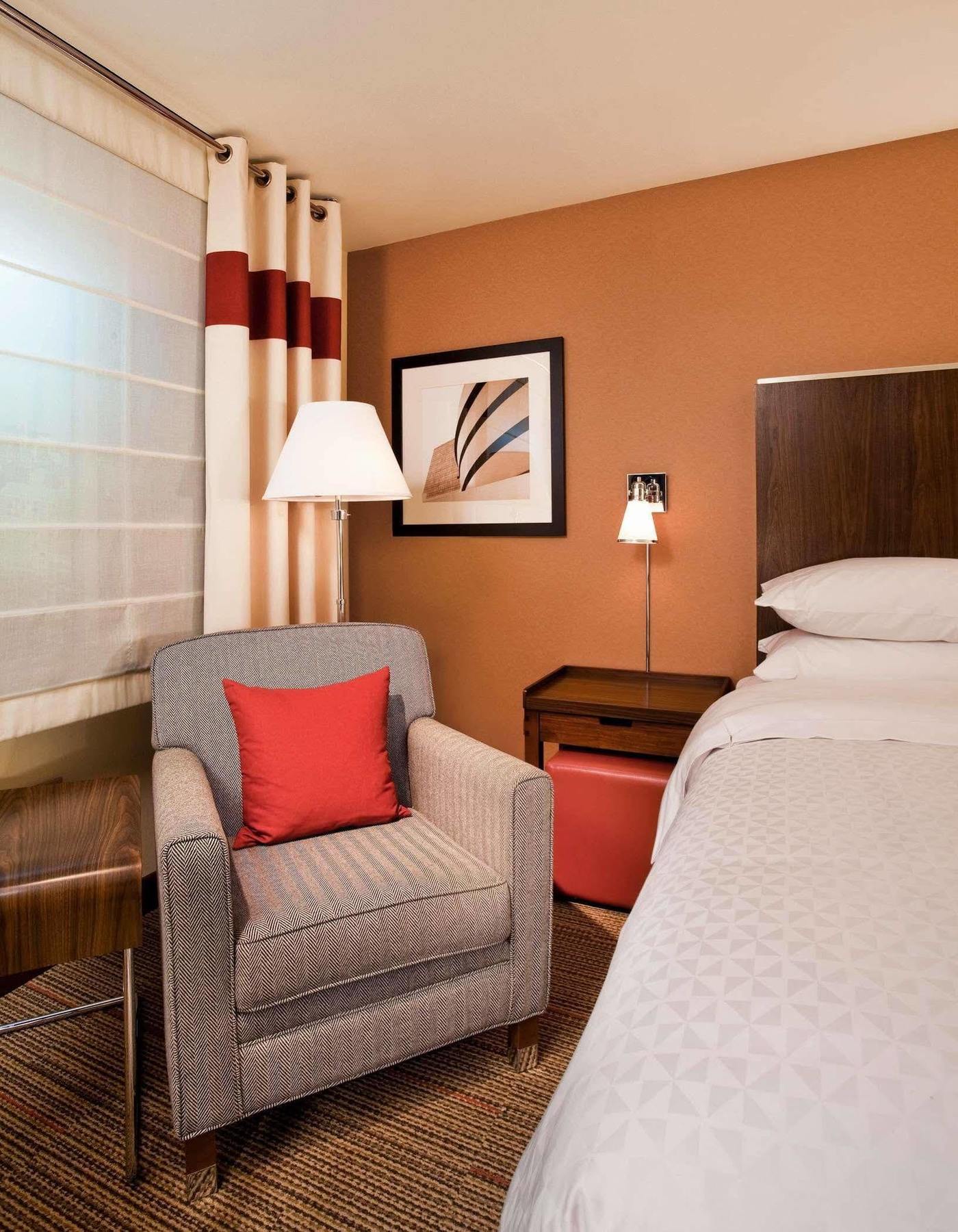 Four Points By Sheraton Cleveland Airport Exterior foto